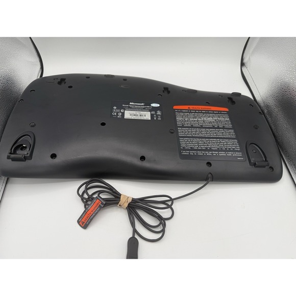 Microsoft Natural Ergonomic Keyboard 4000 v1.0 KU-0462 USB Black Wrist Padding - Picture 5 of 6